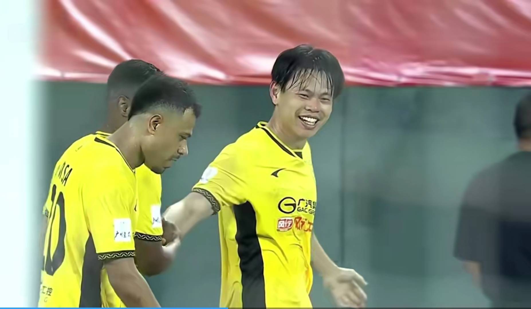 羊城晚报, 个人或组织, 的专业性与 羊城晚报, 个人或组织, 的专业性与